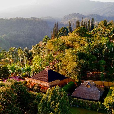 Rinjani Lighthouse Hotel Сенару Екстериор снимка