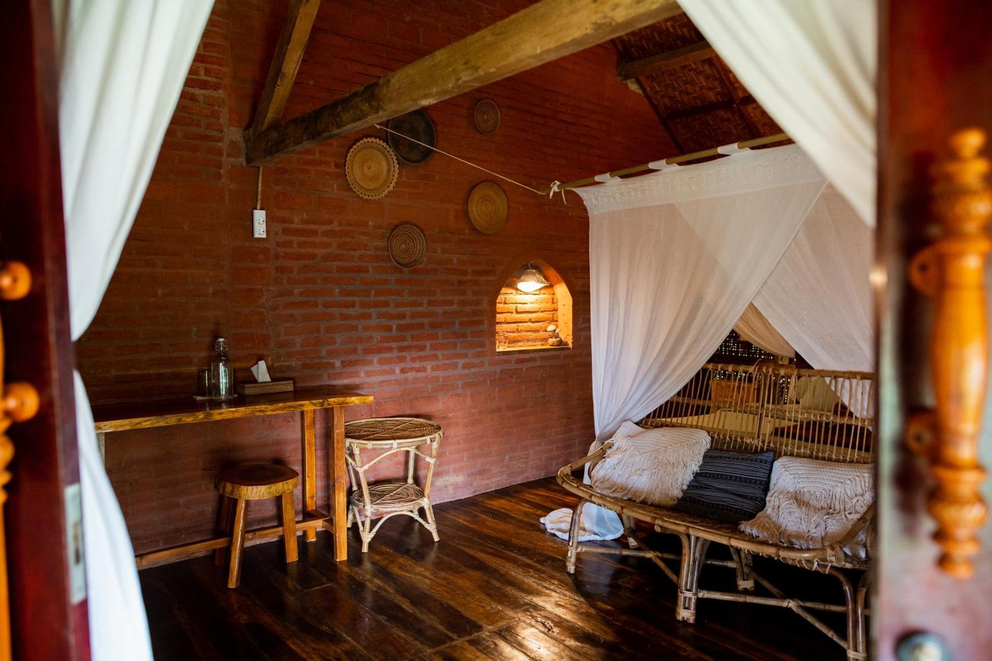 Rinjani Lighthouse Hotel Сенару Екстериор снимка
